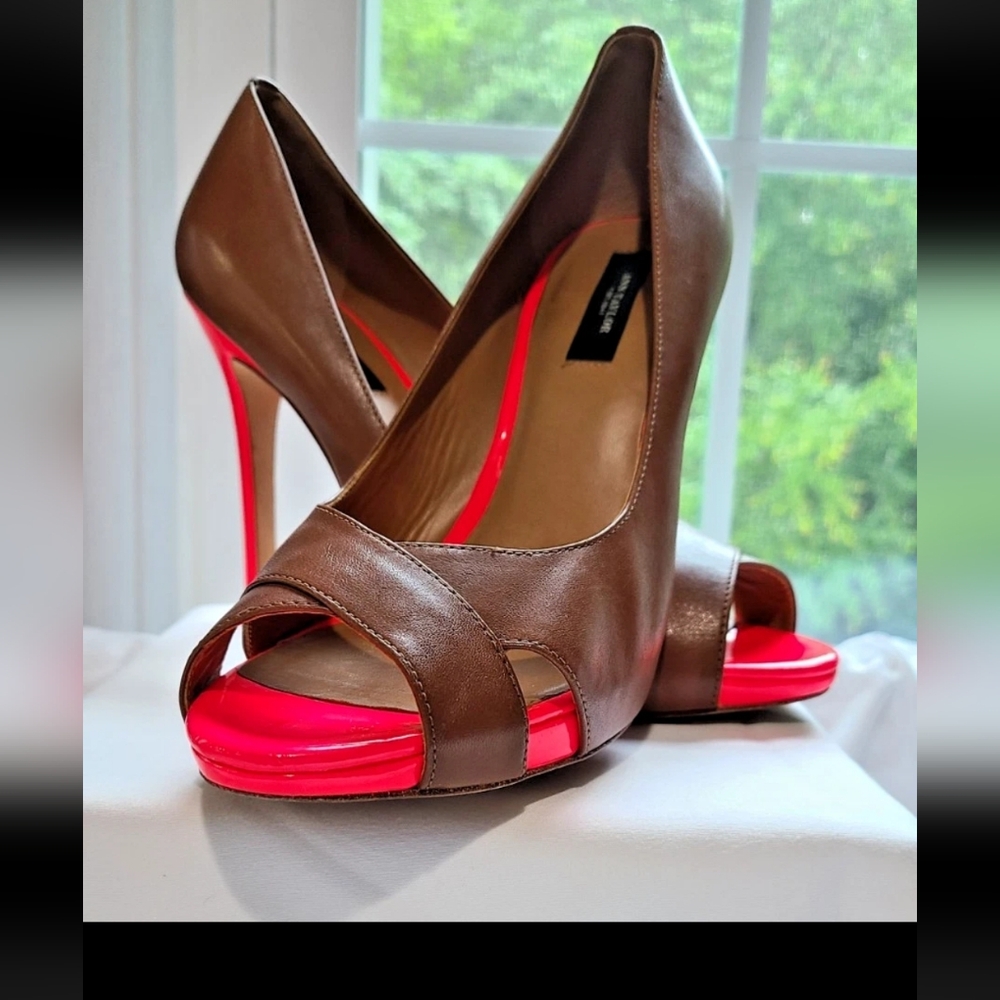 Ann Taylor Elegant Brown and Pink Peep-Toe Heels Sz 9